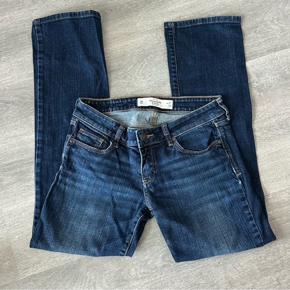 A&F Low Rise Women's Blue Jeans straight - Picture 4 of 6